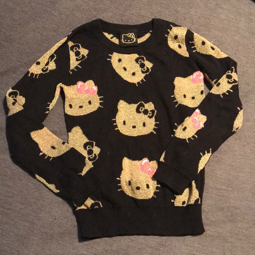 Black hello kitty sweater